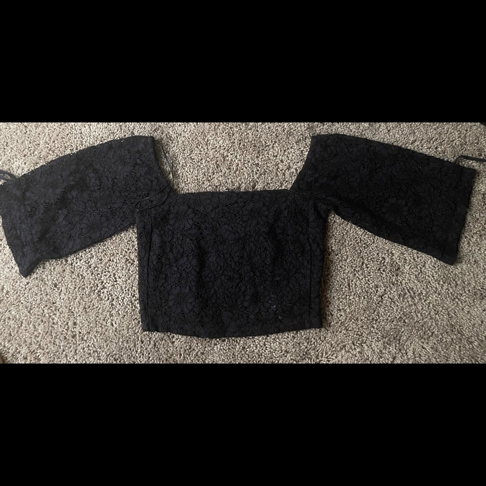 ZARA | NAVY BLUE OFF THE SHOULDER CROP FLORAL EMBOSSED